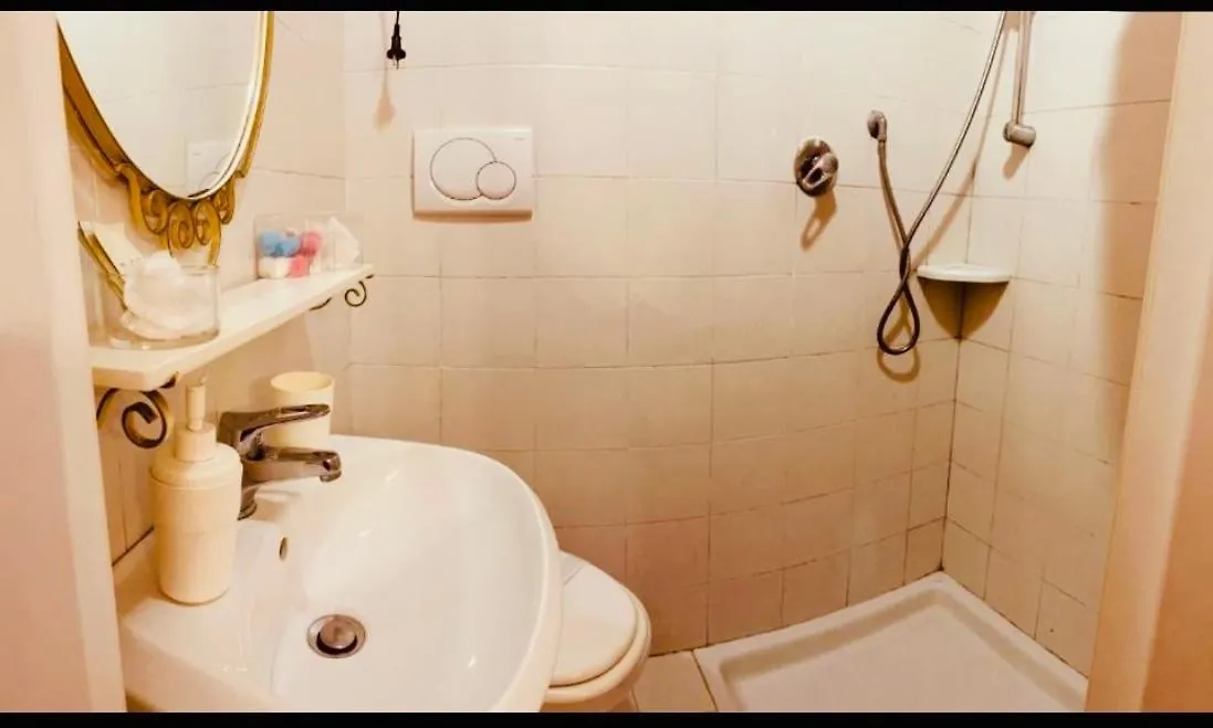 Bed & Breakfast Bed&Breakfast Benedetta Cantagrillo Italy